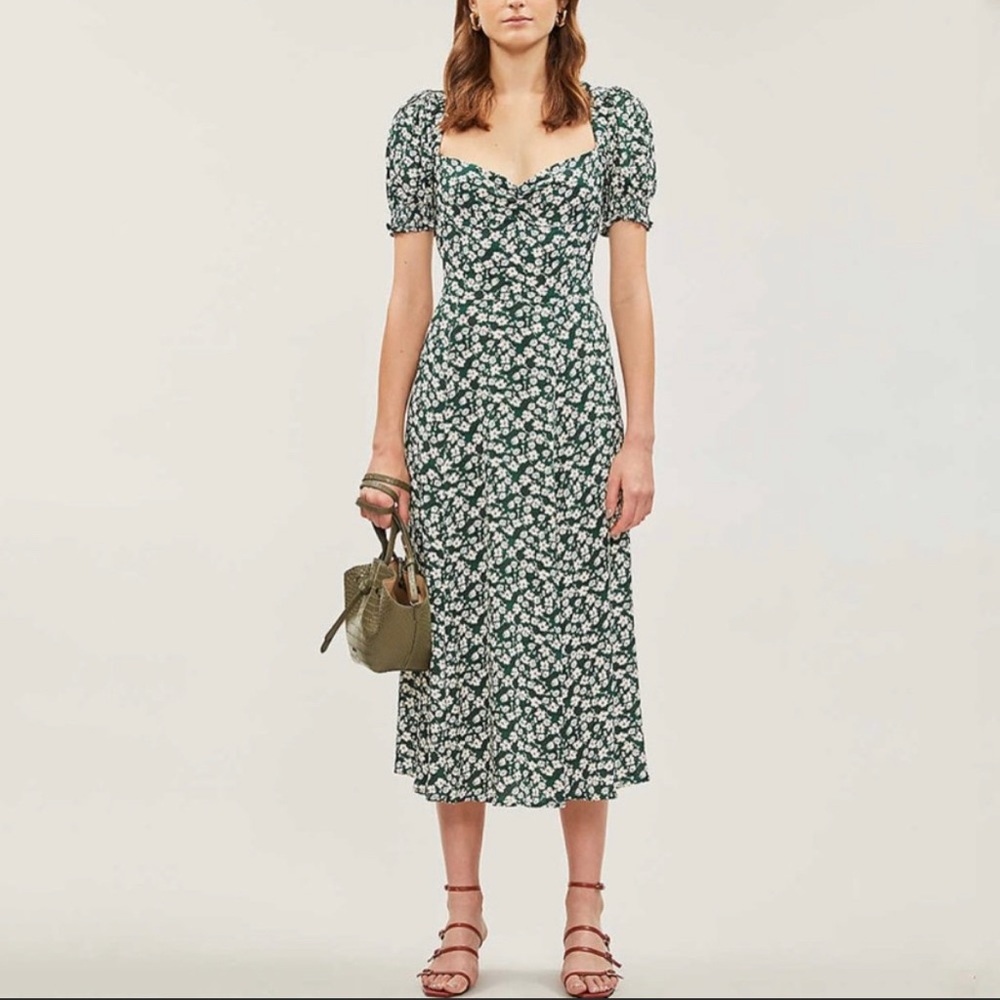 ISO: Reformation wallflower in size 12